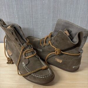 Sperry Top Sider Coil Hook Suede Ankle‎ Boots Taupe Women 7.5